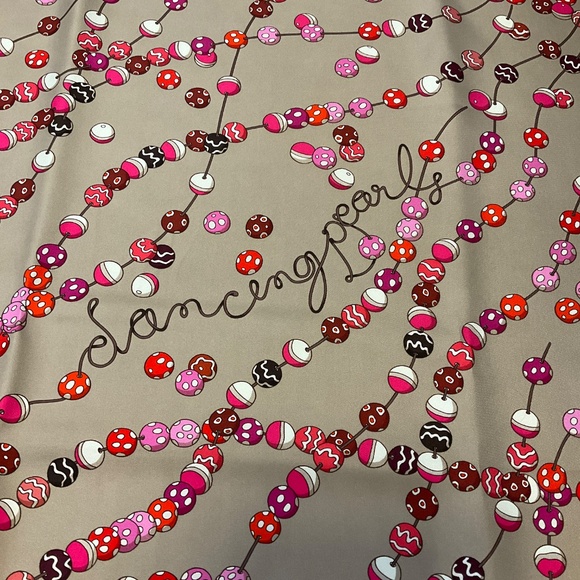 HERMES TAUPE / PINK MULTI DANCING PEARLS PRINT SQUARE SILK TWILL SCARF - Picture 3 of 7